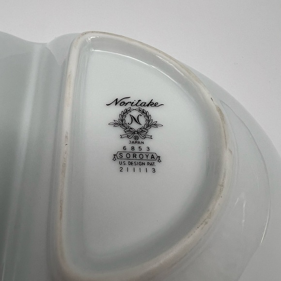 Noritake Soroya 6853 Divided Oval Serving Dish Light‎ Green Daisy Floral Pattern - Picture 7 of 9